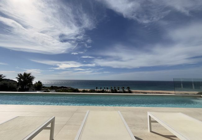 Adamar - Zona de piscina