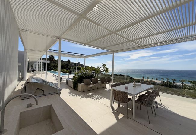 Adamar - Cocina y comedor exterior