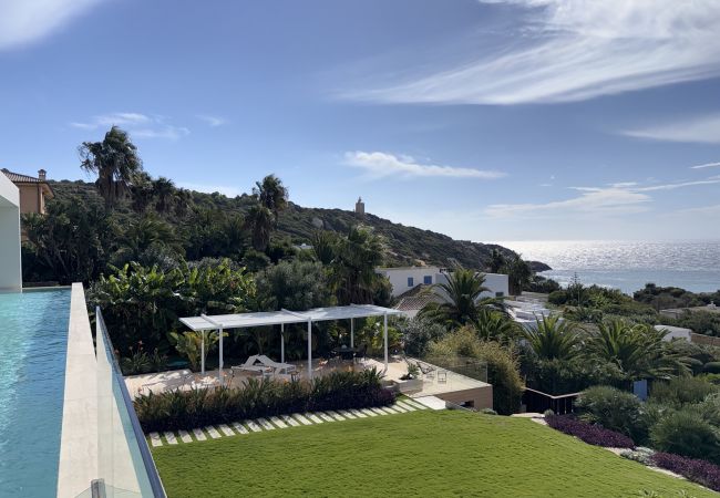 Adamar - Vistas desde zona de piscina