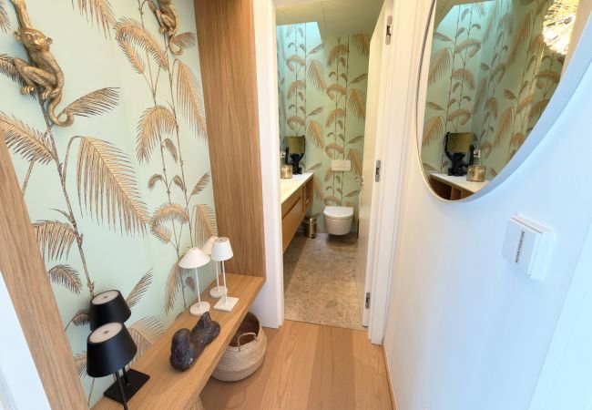 Adamar - Aseo entrada